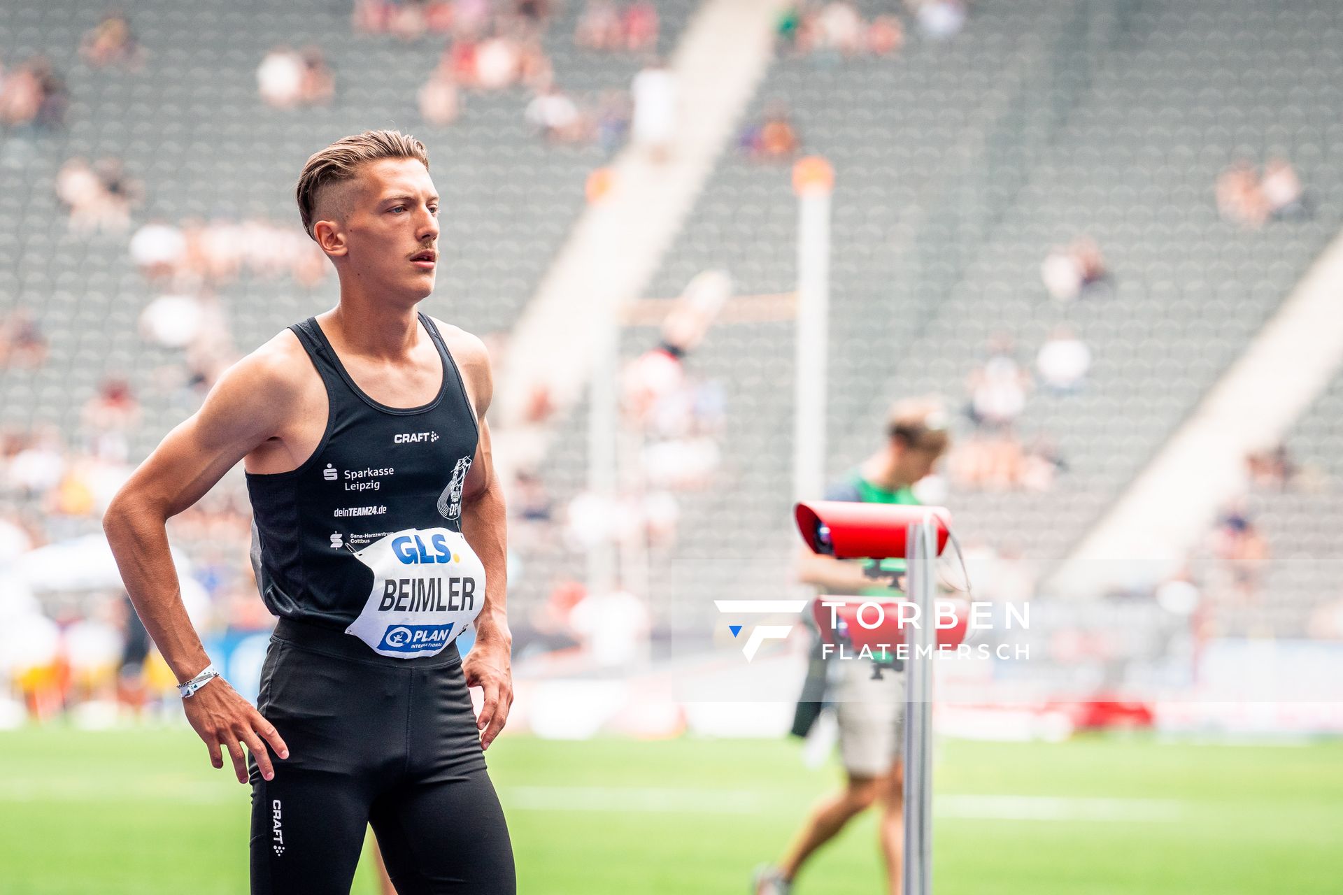Artur Beimler (SC DHfK Leipzig e.V.) beim 800m Start waehrend der deutschen Leichtathletik-Meisterschaften im Olympiastadion am 25.06.2022 in Berlin